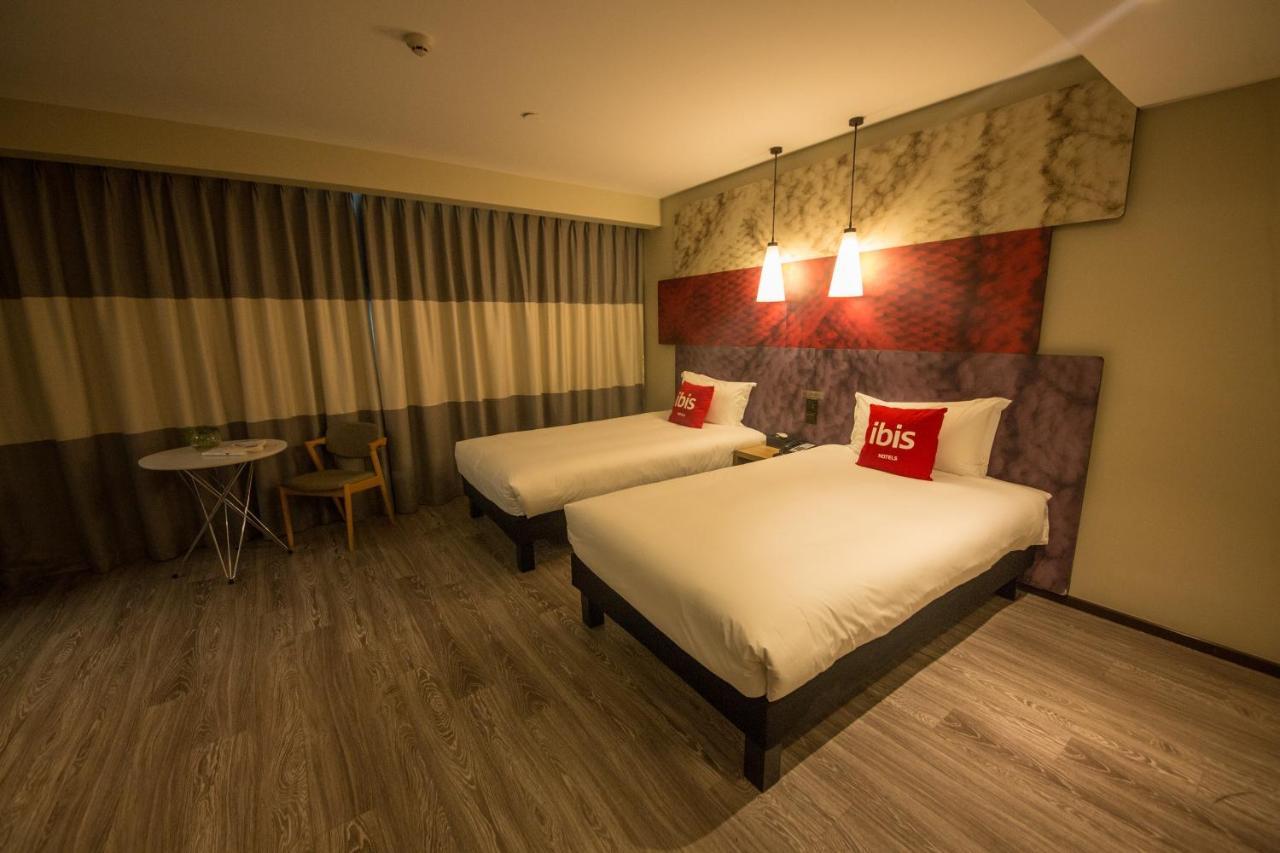 Ibis Urumqi Weixing Square Hotel Luaran gambar