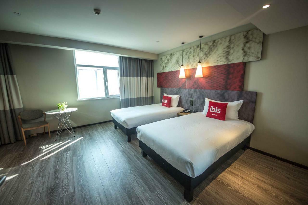 Ibis Urumqi Weixing Square Hotel Luaran gambar
